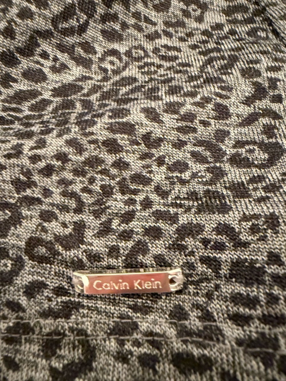 Calvin Klein Gray & Black Animal Print Sleeveless Lightweight Top Size M - Picture 4 of 5